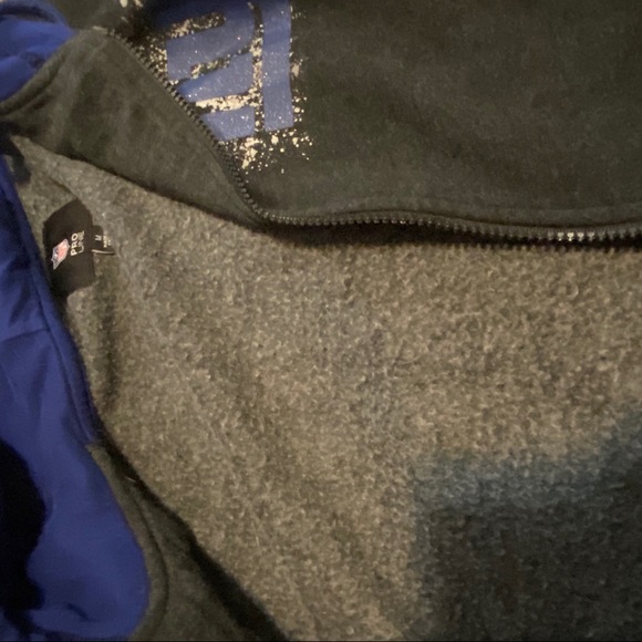 New York Giants Hoodie - Picture 12 of 13